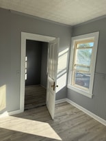 51 Pleasant St in Leominster, MA - Building Photo