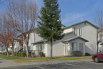 Casa Del Sol in Planada, CA - Foto de edificio - Building Photo