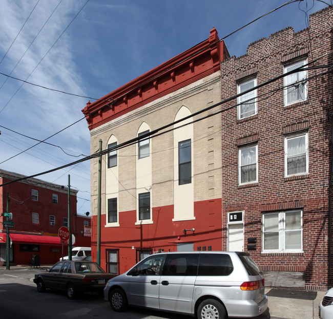 1638 S 6th St in Philadelphia, PA - Foto de edificio - Building Photo