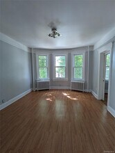 18 Sherman Ave in Yonkers, NY - Foto de edificio - Building Photo