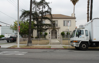 500 S Manhattan Pl in Los Angeles, CA - Building Photo - Building Photo