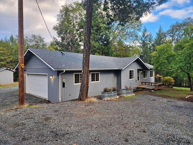 property at 3401 Quartz Creek Rd