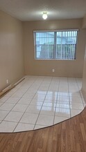 96 Chatham D in West Palm Beach, FL - Building Photo - Building Photo