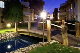 Lakeside Apartments in Kennewick, WA - Foto de edificio - Building Photo