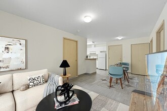 Alderwood Court Senior Affordable Apartments in Lynnwood, WA - Foto de edificio - Building Photo