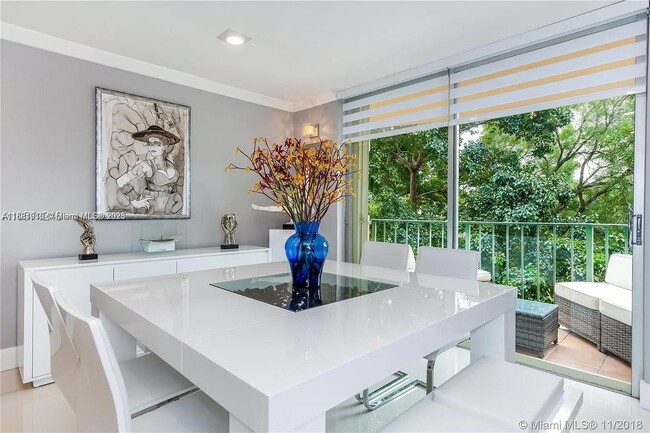 property at 9350 Fontainebleau Blvd