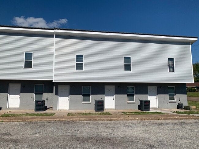 961 Old Hickory Blvd