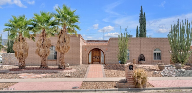 property at 6820 Villa Hermosa Dr