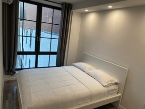 433 W 53rd St in New York, NY - Building Photo - Building Photo