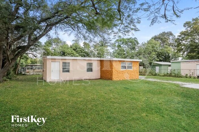 1531 NW 11th Ct in Fort Lauderdale, FL - Building Photo - Building Photo