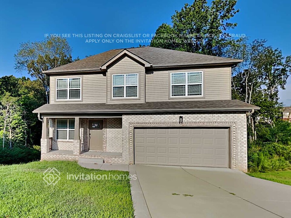 837 Cedar Ln in Springfield, TN - Building Photo
