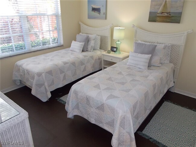 property at 5693 Heron Ln