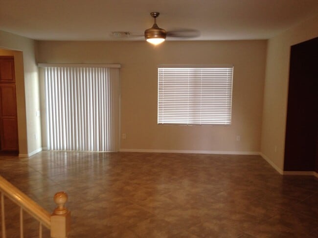 4117 W Galapagos Ave in North Las Vegas, NV - Building Photo - Building Photo