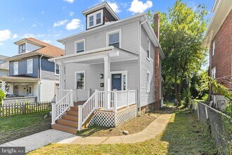 505 McCabe Ave in Baltimore, MD - Foto de edificio - Building Photo