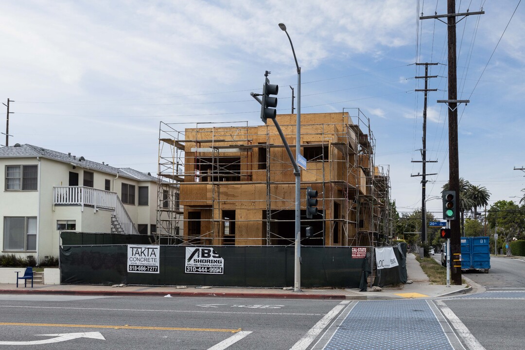 1900 20th St in Santa Monica, CA - Building Photo