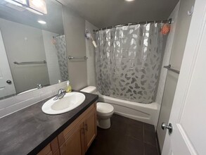 1015 Cameron Ave SW in Calgary, AB - Building Photo - Building Photo