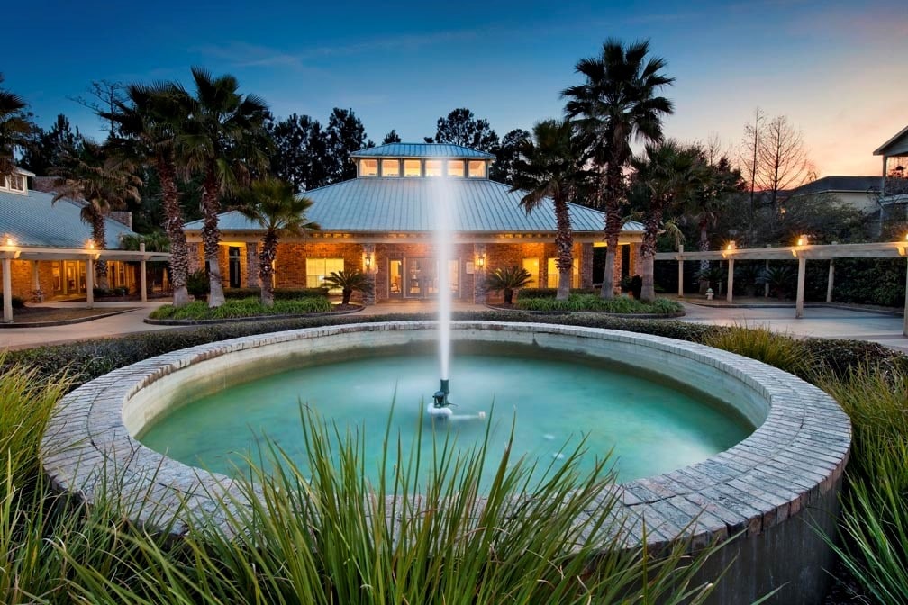 Botanica Apartments in Mandeville, LA - Building Photo