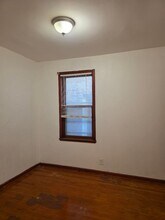 2947 S Keeley St in Chicago, IL - Building Photo - Building Photo