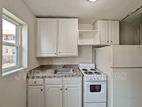 220 16th Ave N in Jacksonville Beach, FL - Building Photo - Building Photo