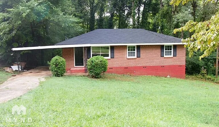 3585 Tulip Dr in Decatur, GA - Building Photo
