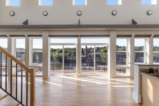 60 Winooski Falls Wy in Winooski, VT - Building Photo - Building Photo