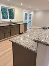 20031 6th Ave NE in Shoreline, WA - Building Photo - Building Photo