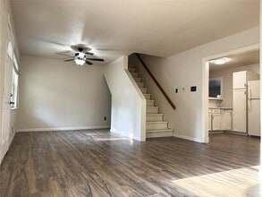 605 Vine St in Euless, TX - Building Photo - Building Photo