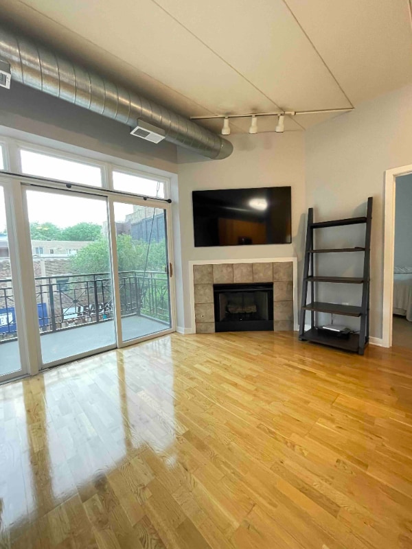 1155 W Madison St in Chicago, IL - Foto de edificio - Building Photo