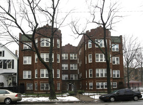 7430 S Kenwood Ave Apartamentos