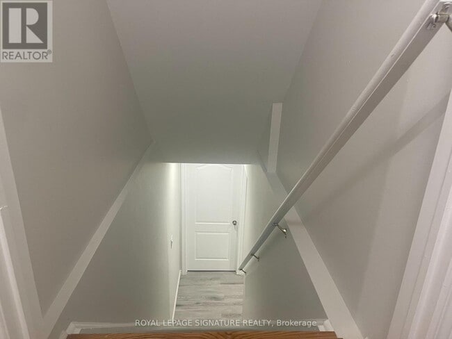 99 Convoy Crescent in Vaughan, ON - Building Photo - Building Photo