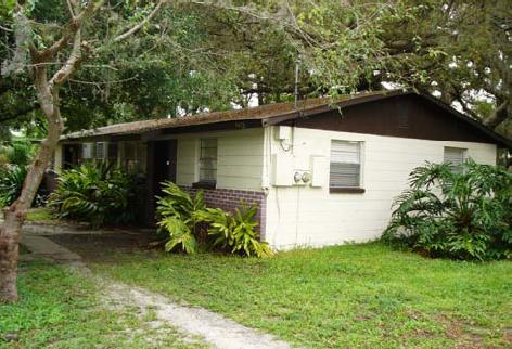 Apts of Greystone Rd in Thonotosassa, FL - Foto de edificio