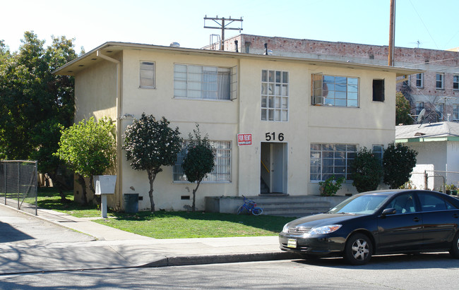 516 E Lomita Ave in Glendale, CA - Building Photo - Building Photo