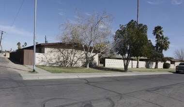 Avalon Greens Apartments in Scottsdale, AZ - Foto de edificio - Building Photo