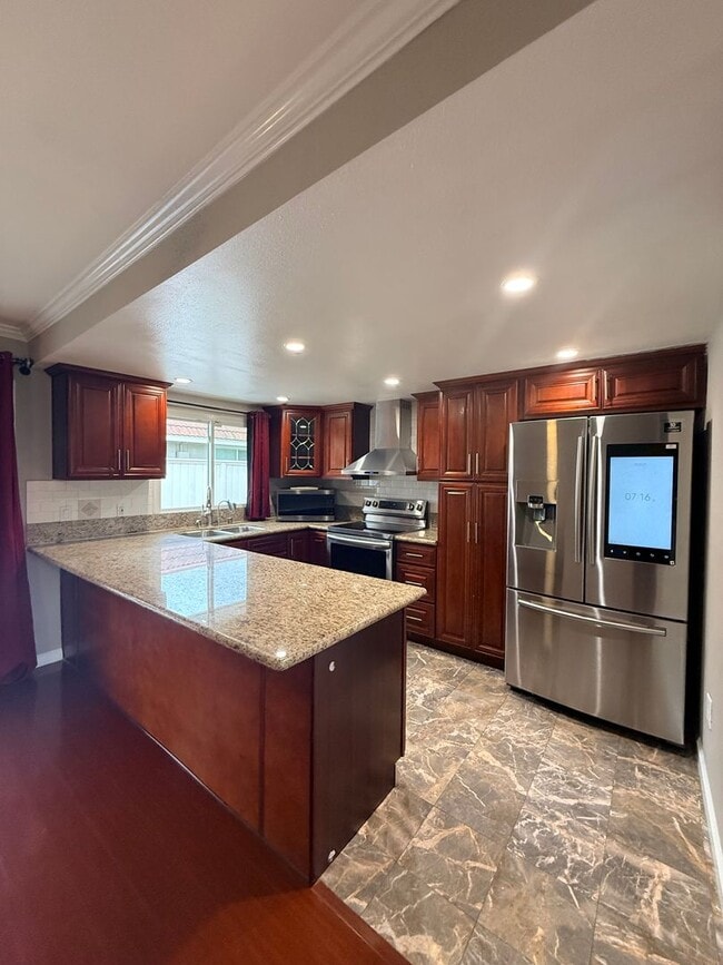 property at 23382 Via San Martine