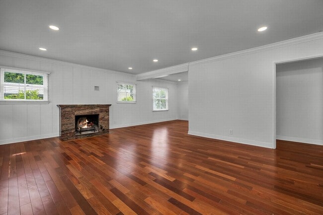 1032 Carol Dr in West Hollywood, CA - Building Photo - Building Photo