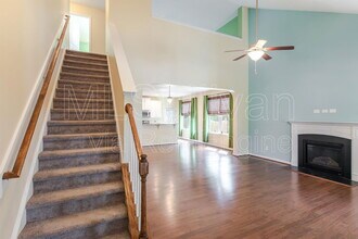 110 Glenview Lane in Durham, NC - Building Photo - Building Photo
