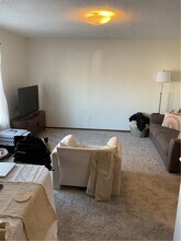 1010 Kearney St in Manhattan, KS - Building Photo - Building Photo