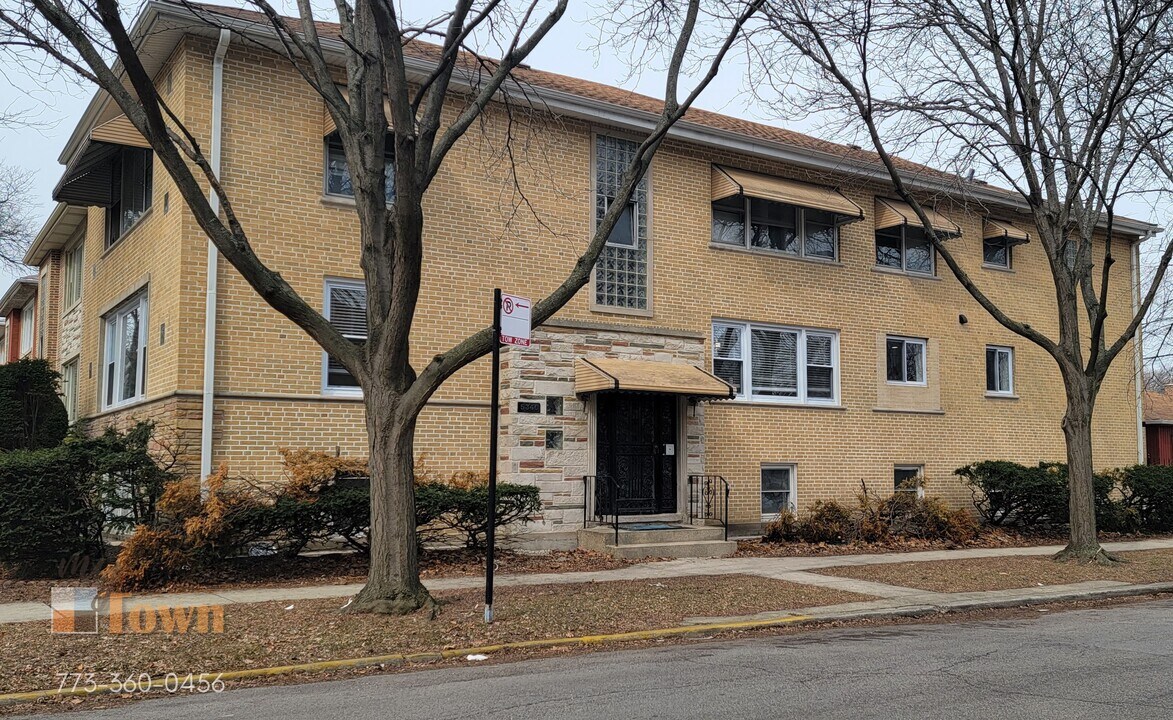 5346 N Francisco Ave, Unit 1 in Chicago, IL - Building Photo