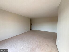 434 N Armistead St, Unit 202 in Alexandria, VA - Building Photo - Building Photo