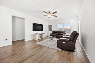 141 Rowdy Yates Wy in Jarrell, TX - Building Photo - Building Photo