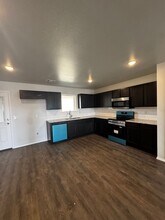 4402 Sunset St in Amarillo, TX - Building Photo - Building Photo