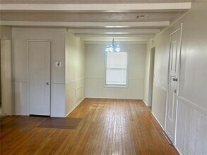 4913 N Independence Ave in Oklahoma City, OK - Building Photo - Building Photo