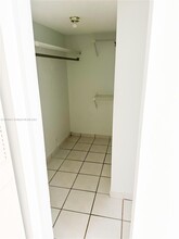 7355 W 4th Ave, Unit 216 in Hialeah, FL - Building Photo - Building Photo