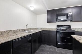 1548 Ashland St in Houston, TX - Building Photo - Building Photo