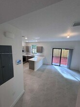 1549 NE 3rd Ave in Florida City, FL - Building Photo - Building Photo