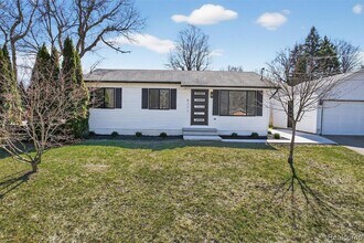 4171 Mapleleaf Rd in Waterford Township, MI - Building Photo - Building Photo