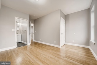 2115 Homewood Ave in Baltimore, MD - Building Photo - Building Photo