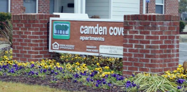 Camden Cove Apartments in Camden, SC - Foto de edificio - Building Photo