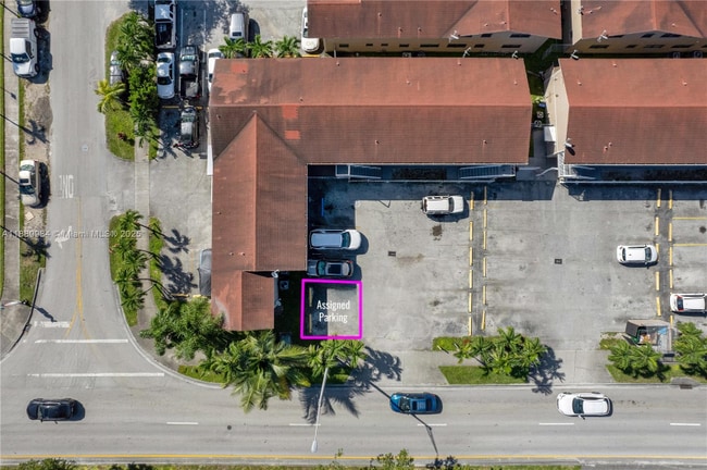 property at 2560 W 60th St