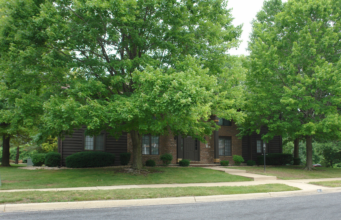 Kingston Apartments in Peoria, IL - Building Photo